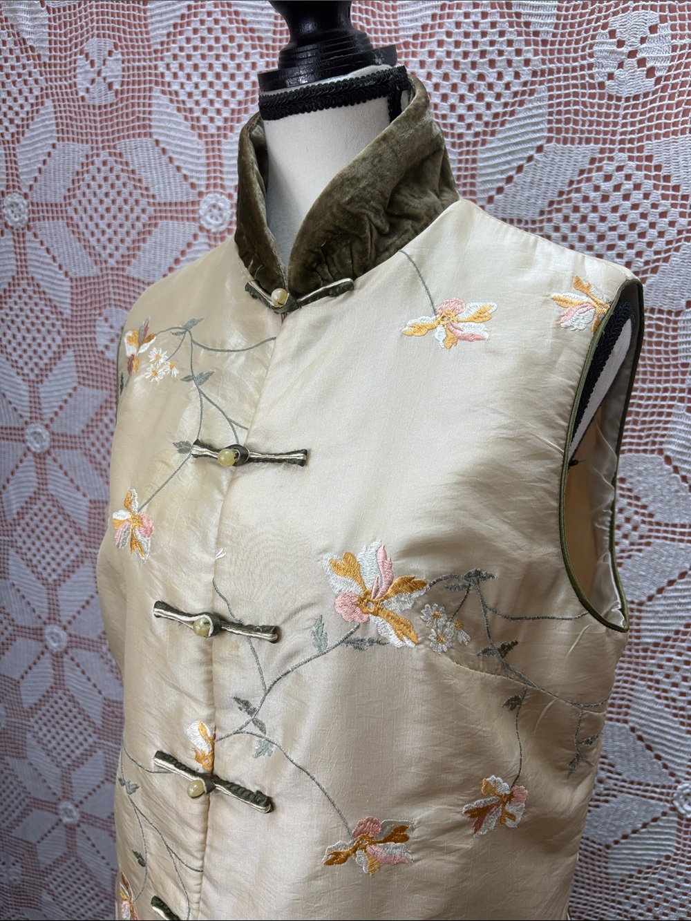 Silk Embroidered Vest - Ivory & Olive